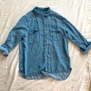Gap chambray shirt